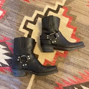 Frye 8R Black Harness Boot Sz 9